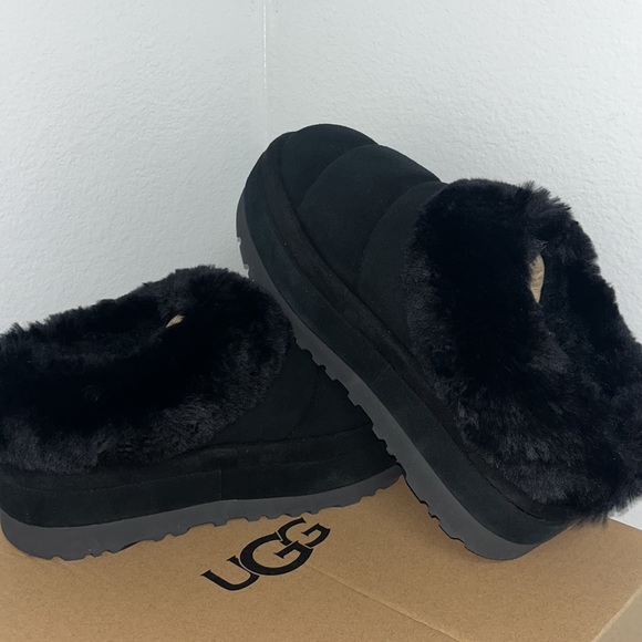 UGG TAZZLITA - Picture 1 of 5